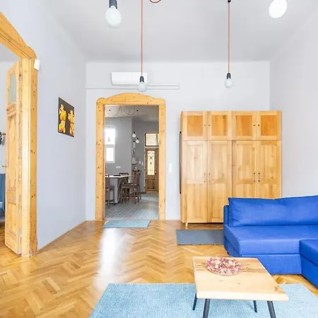 Elegant And Modern In The Centre شقة *