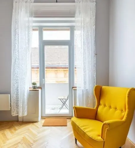 Elegant And Modern In The Centre Lejlighed Budapest